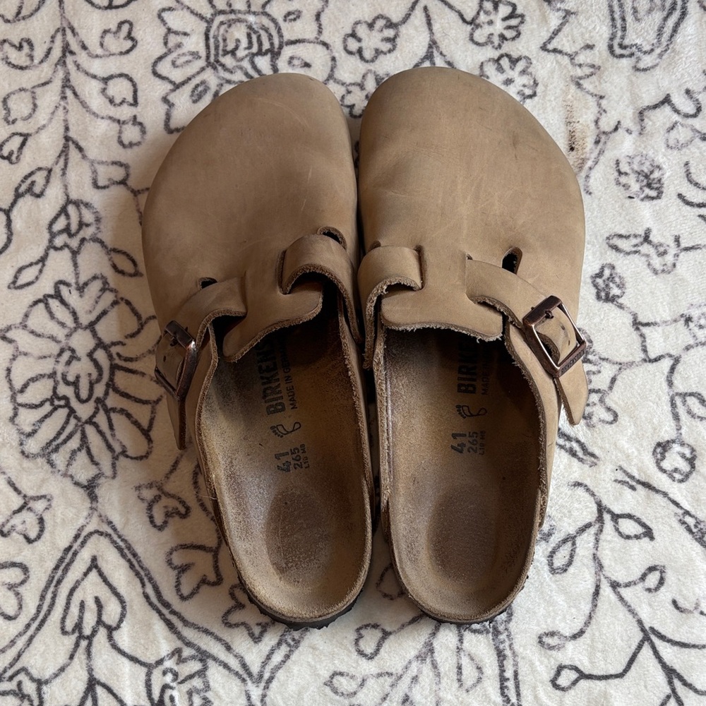 Birkenstock Boston Clogs Size 41